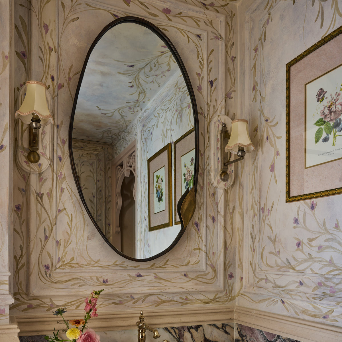 Selene Mirror
