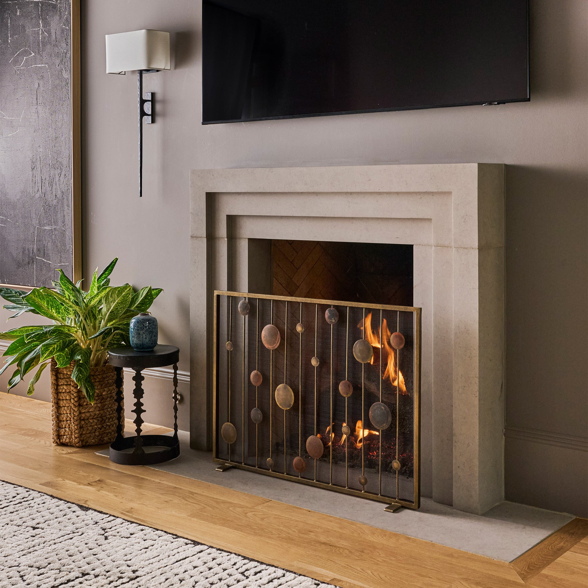 Striker Fireplace Screen