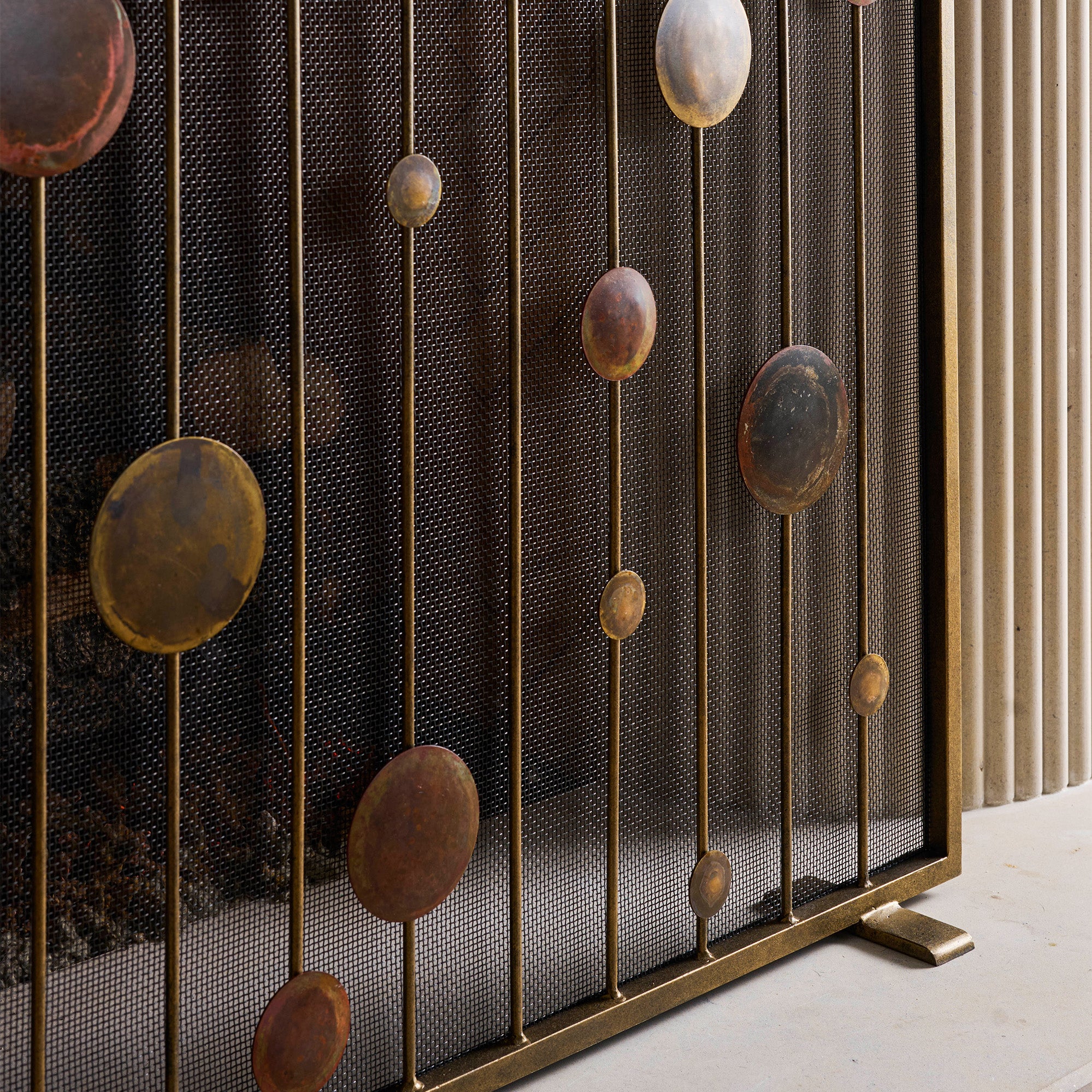 Striker Fireplace Screen