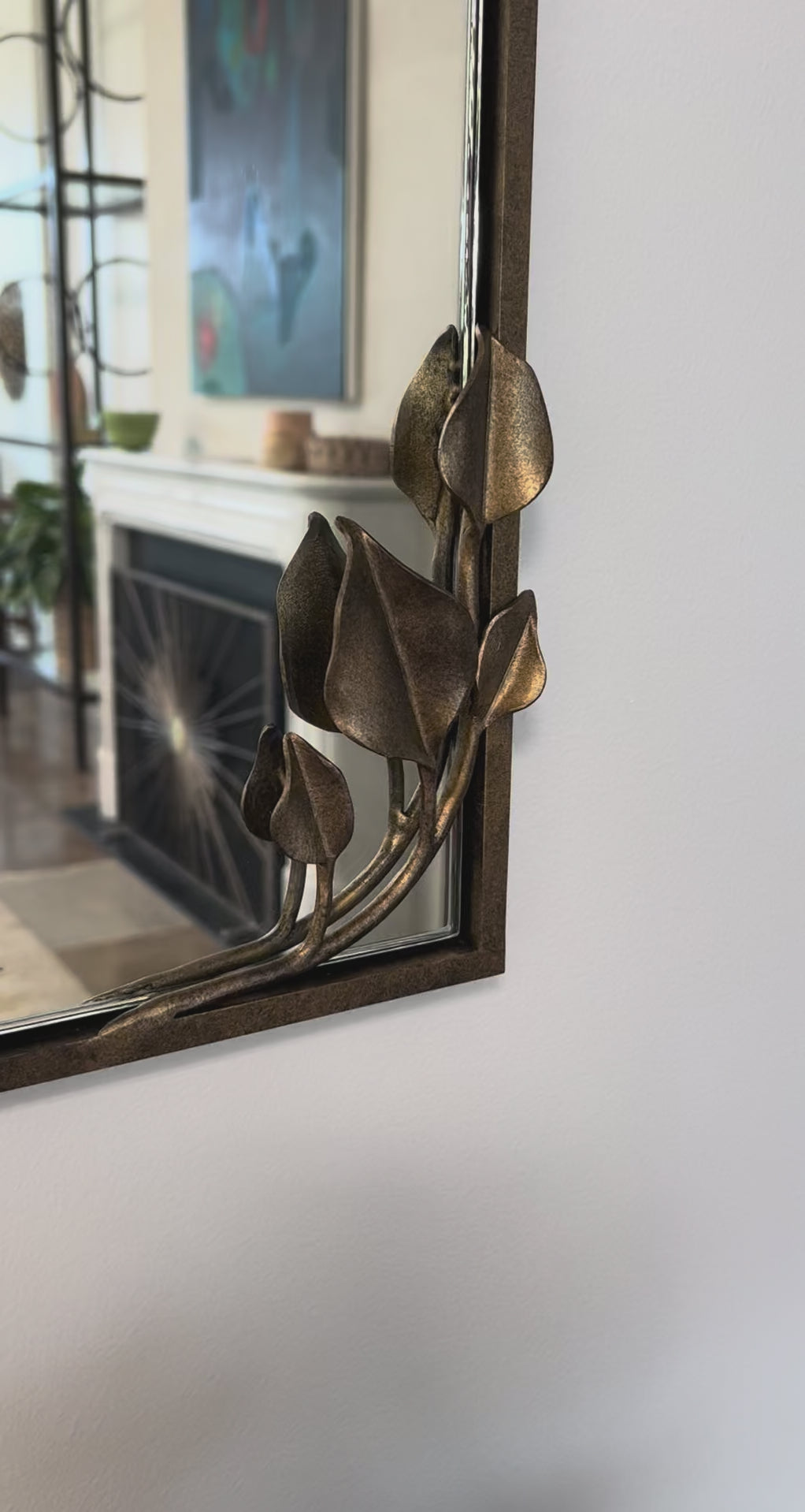 Load video: Graceful Mirror