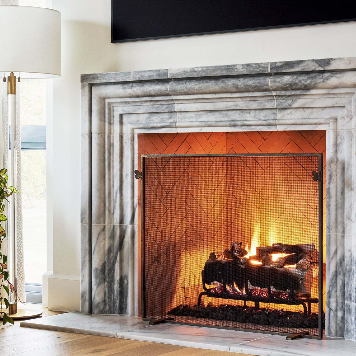 Butterfly Handles Fireplace Screen in Warm Black