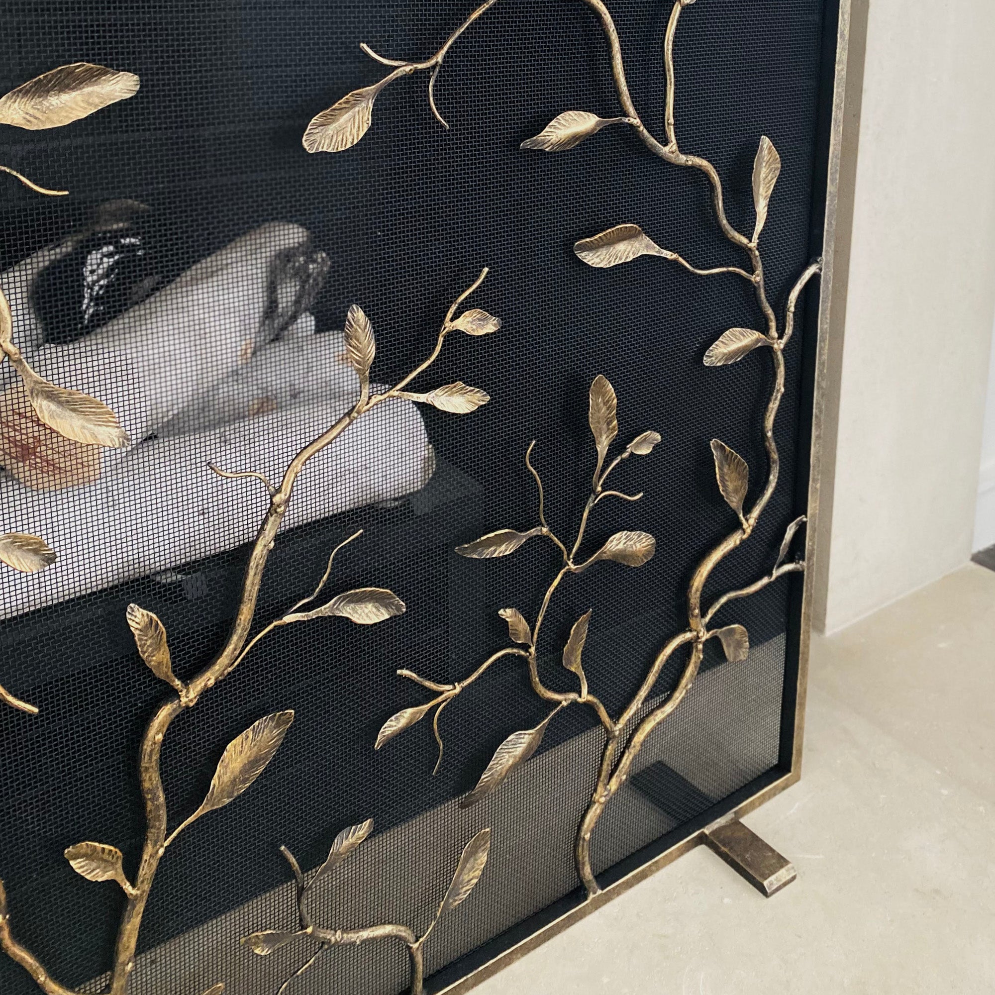 Lennox Fireplace Screen in Aged Gold